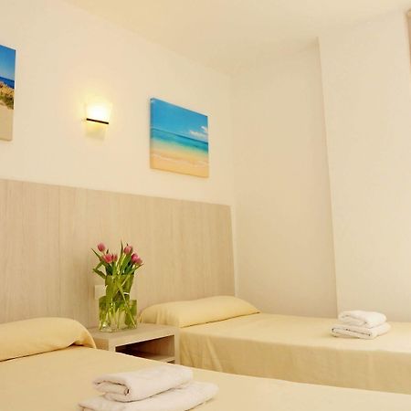 Apartamentos Avenida - Mc Apartamentos Ibiza מראה חיצוני תמונה