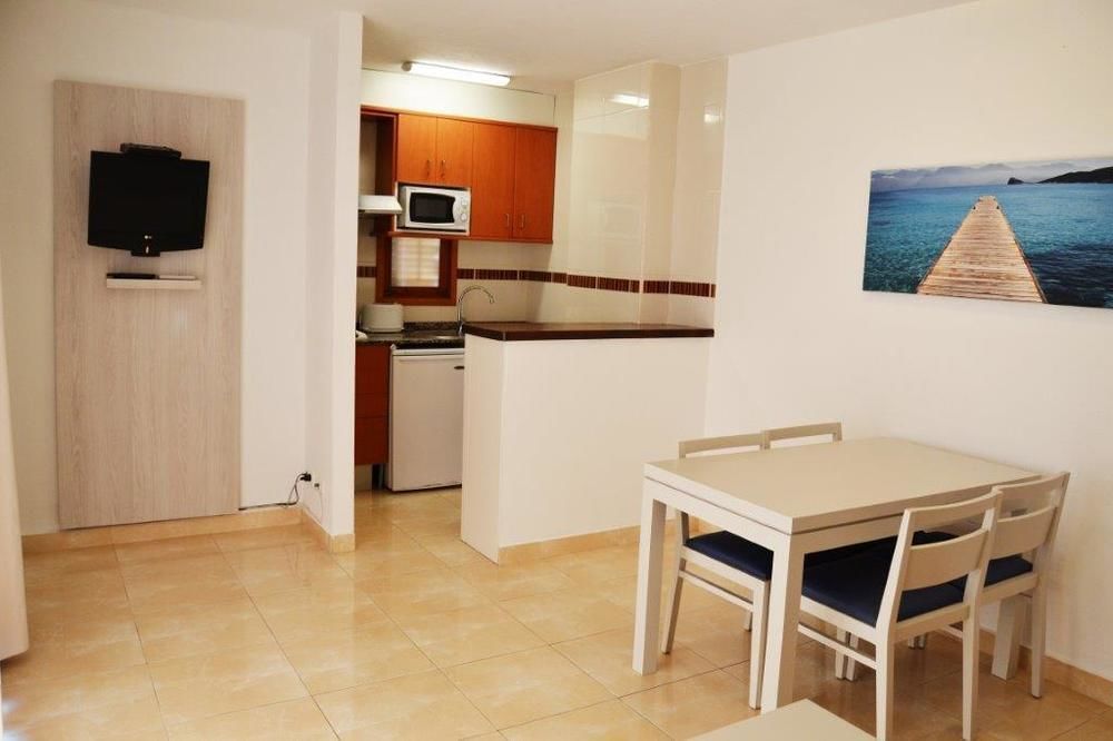 Apartamentos Avenida - Mc Apartamentos Ibiza מראה חיצוני תמונה