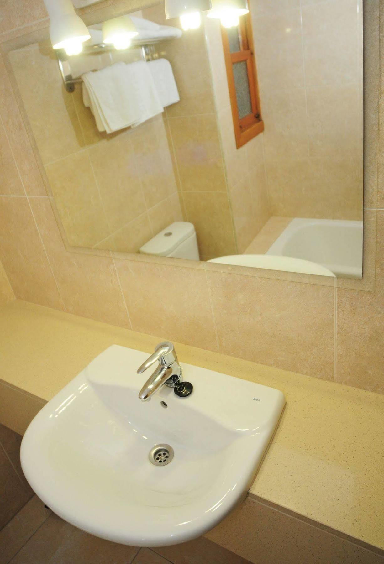 Apartamentos Avenida - Mc Apartamentos Ibiza מראה חיצוני תמונה