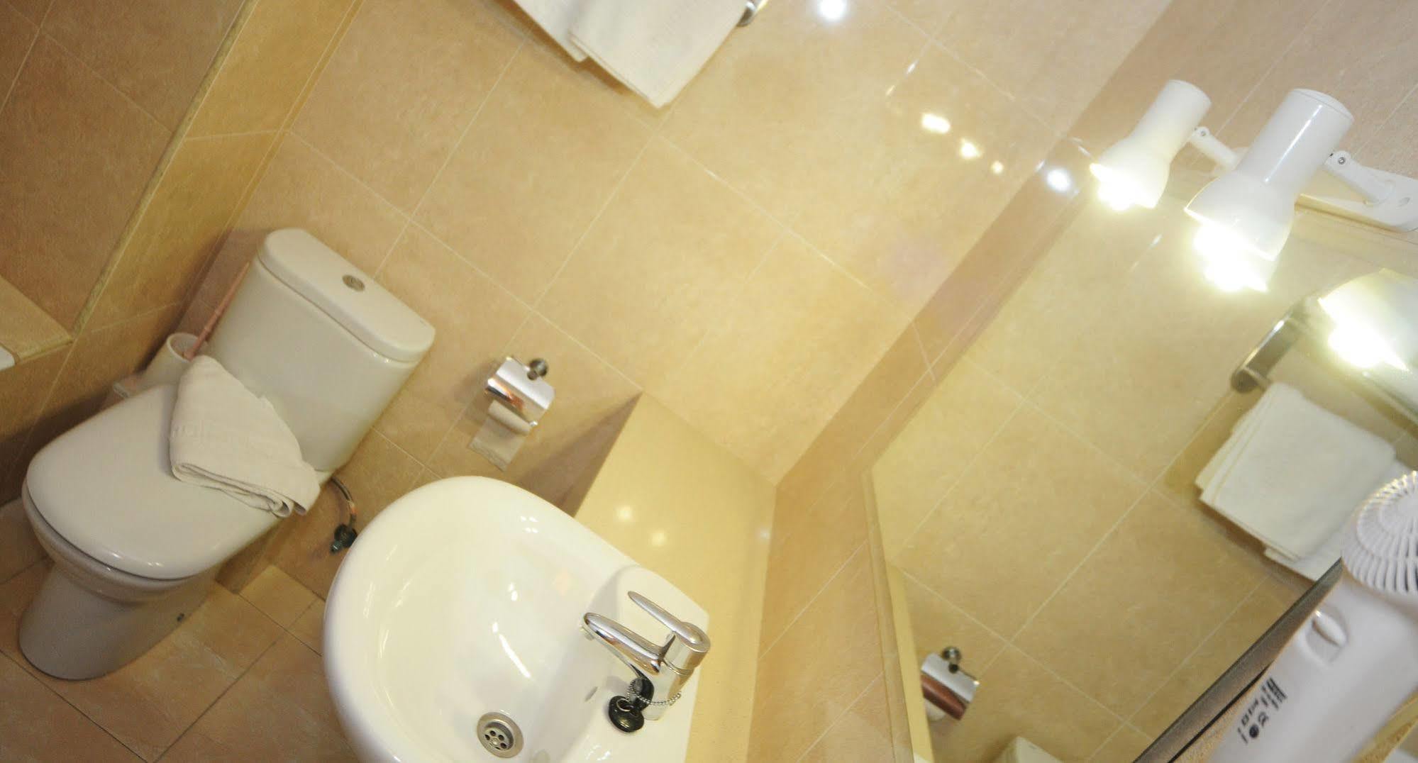 Apartamentos Avenida - Mc Apartamentos Ibiza מראה חיצוני תמונה